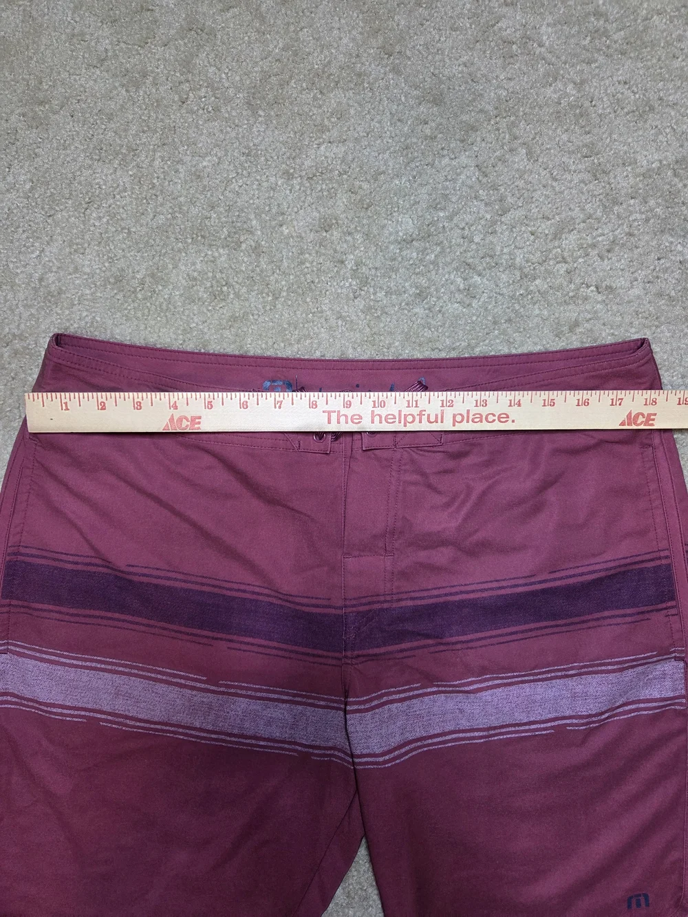 Travis Mathew Confetti King Burgundy Striped Board Shorts Size 36 Vacation Beach